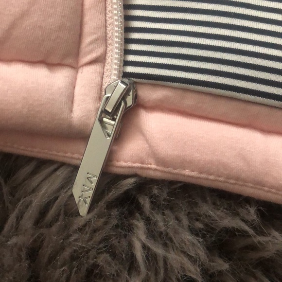 Vest - Picture 3 of 7